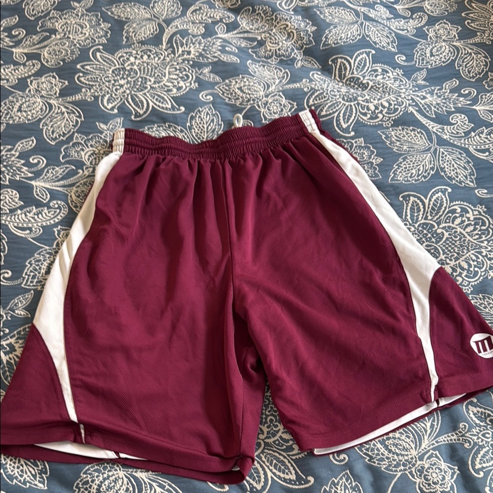 Maroon and White Men Shorts -L - Picture 1 of 9